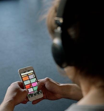 Best ways to connect your mobile device to a TV for streaming Best ways to connect your mobile device to a TV for streaming