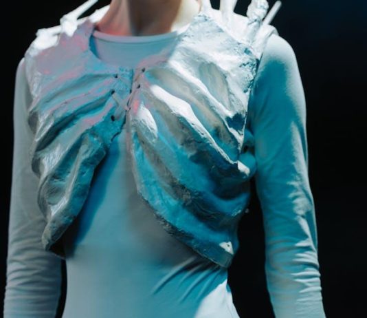 Gripping Sci-Fi Shows to Escape Into Gripping Sci-Fi Shows to Escape Into