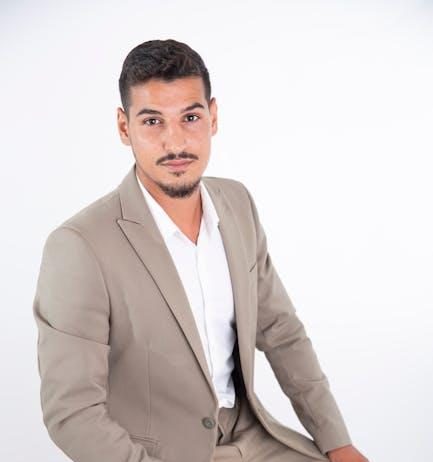 Best smart TVs with built-in streaming apps for easy access Best smart TVs with built-in streaming apps for easy access