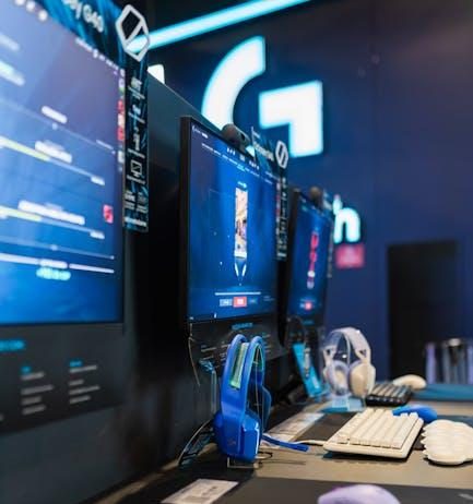 Is Offering Streaming Discounts for New Customers Fair to Existing Ones Is Offering Streaming Discounts for New Customers Fair to Existing Ones