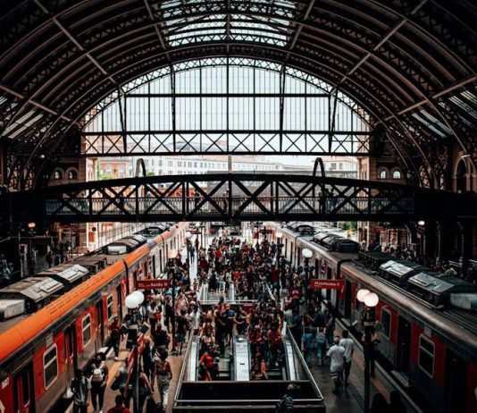 Comparison of streaming platforms offering classic TV shows Comparison of streaming platforms offering classic TV shows