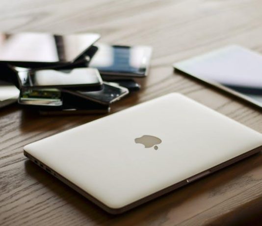 Best Mobile Devices for Streaming On-the-Go Best Mobile Devices for Streaming On-the-Go