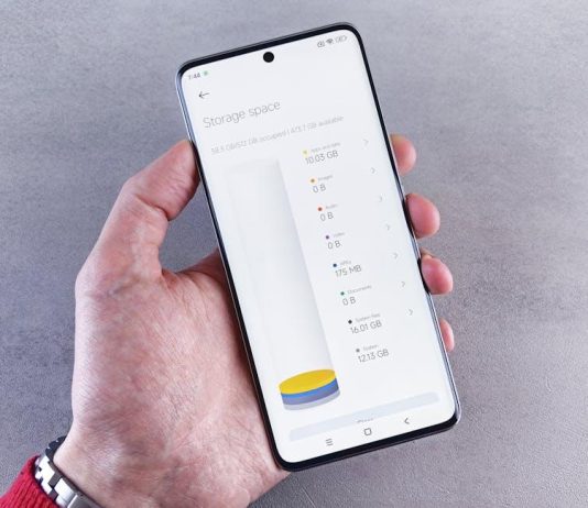 How to reduce data usage when streaming movies on mobile devices How to reduce data usage when streaming movies on mobile devices