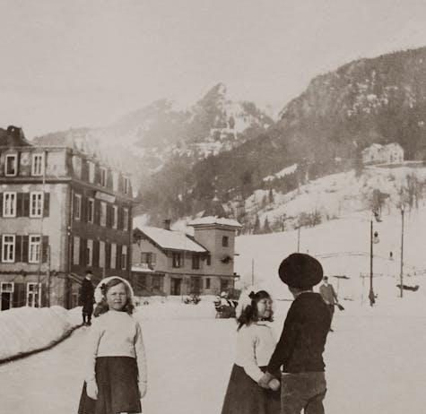 Do Adventure Films Glamorize Risky Behavior Do Adventure Films Glamorize Risky Behavior