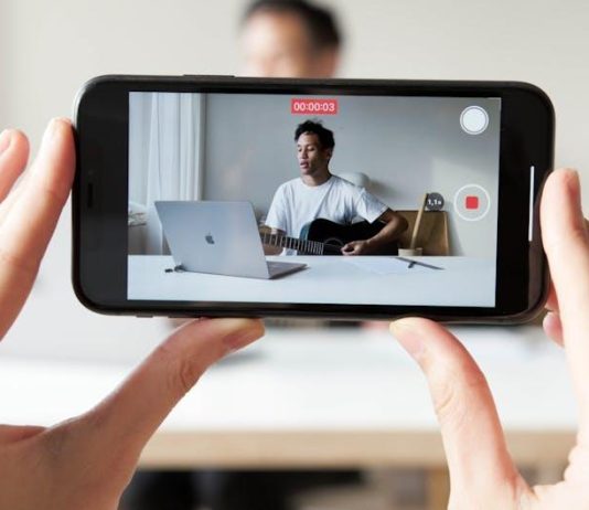 Best Streaming Platforms for Mobile Viewing Best Streaming Platforms for Mobile Viewing