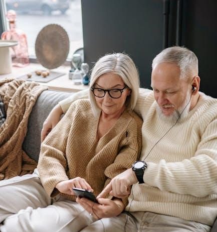 Are Streaming Devices Phasing Out DVDs and Blu-rays Too Quickly Are Streaming Devices Phasing Out DVDs and Blu-rays Too Quickly